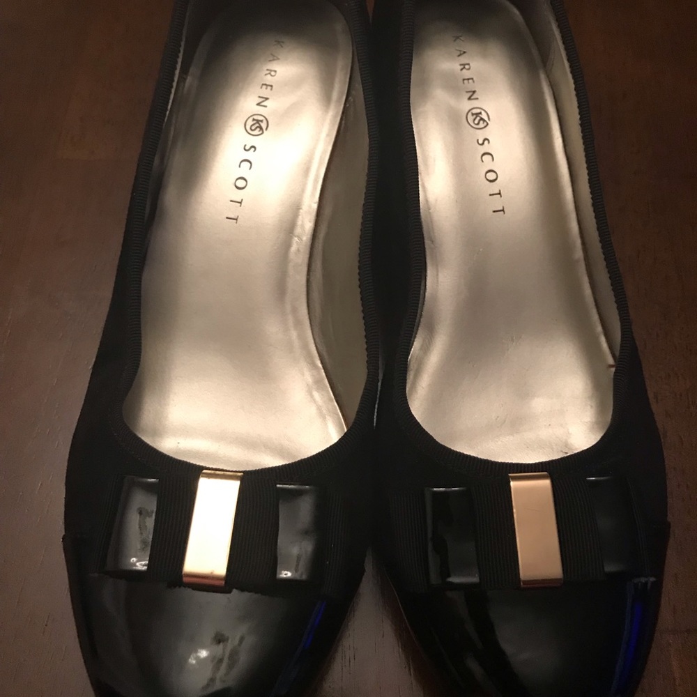 Karen Scott Black dress shoes